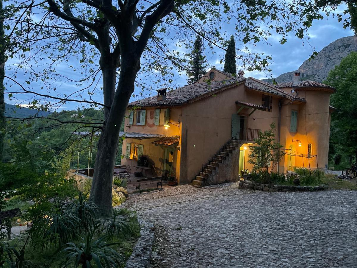 Domaine D'Angouire Hotel Мустие Сен Мари Екстериор снимка
