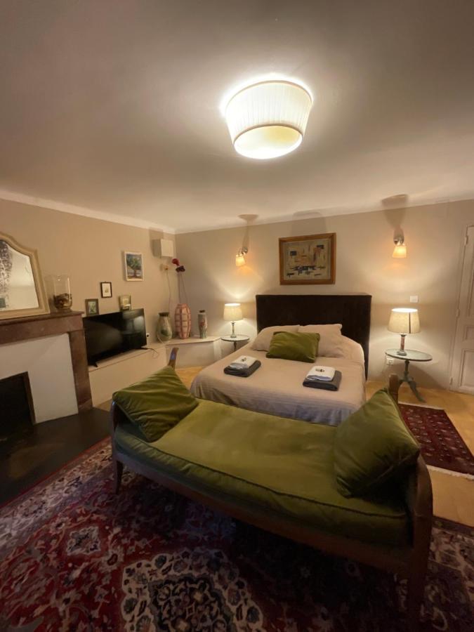 Domaine D'Angouire Hotel Мустие Сен Мари Екстериор снимка