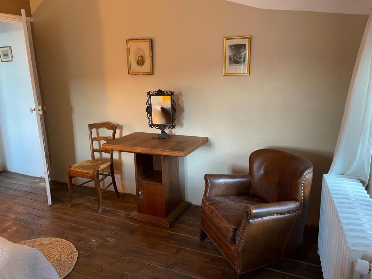 Domaine D'Angouire Hotel Мустие Сен Мари Екстериор снимка