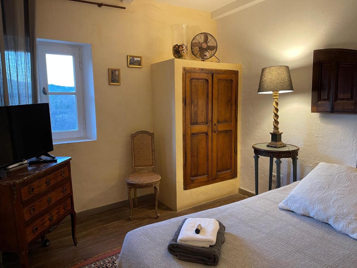 Domaine D'Angouire Hotel Мустие Сен Мари Екстериор снимка