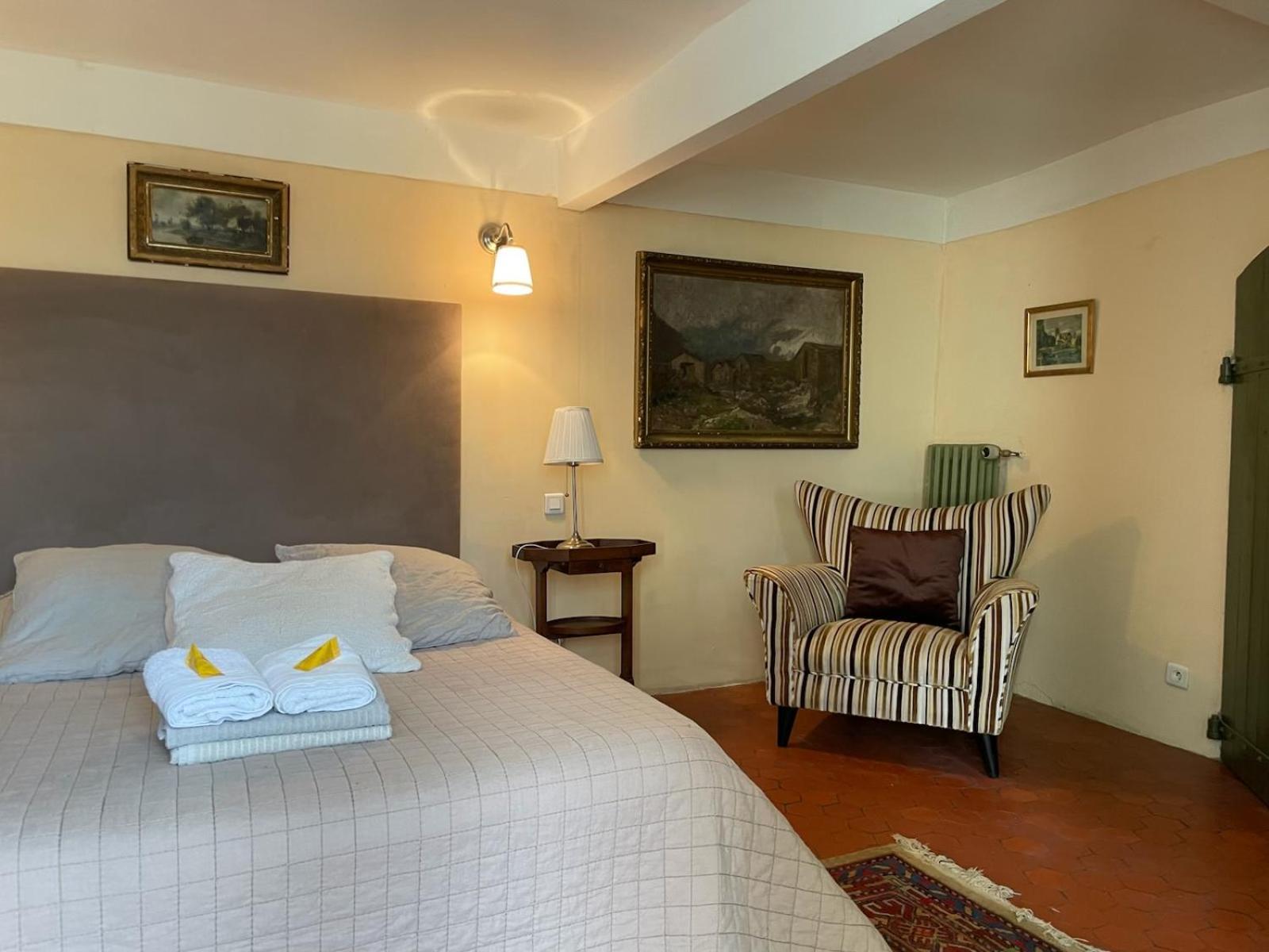 Domaine D'Angouire Hotel Мустие Сен Мари Екстериор снимка